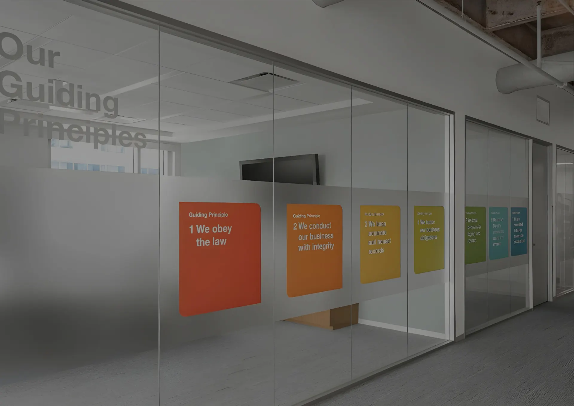 Premium Self-Adhesive Vinyl for Professional Signage and Graphics